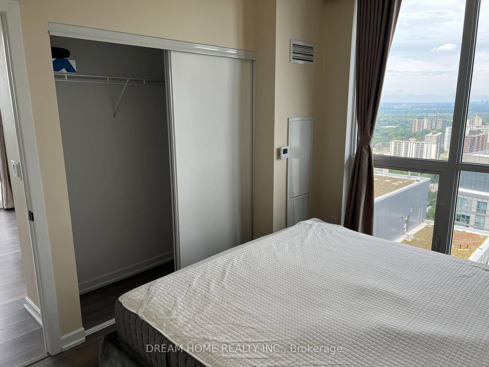32 forest manor Road, Unit 3002 thumbnail 8