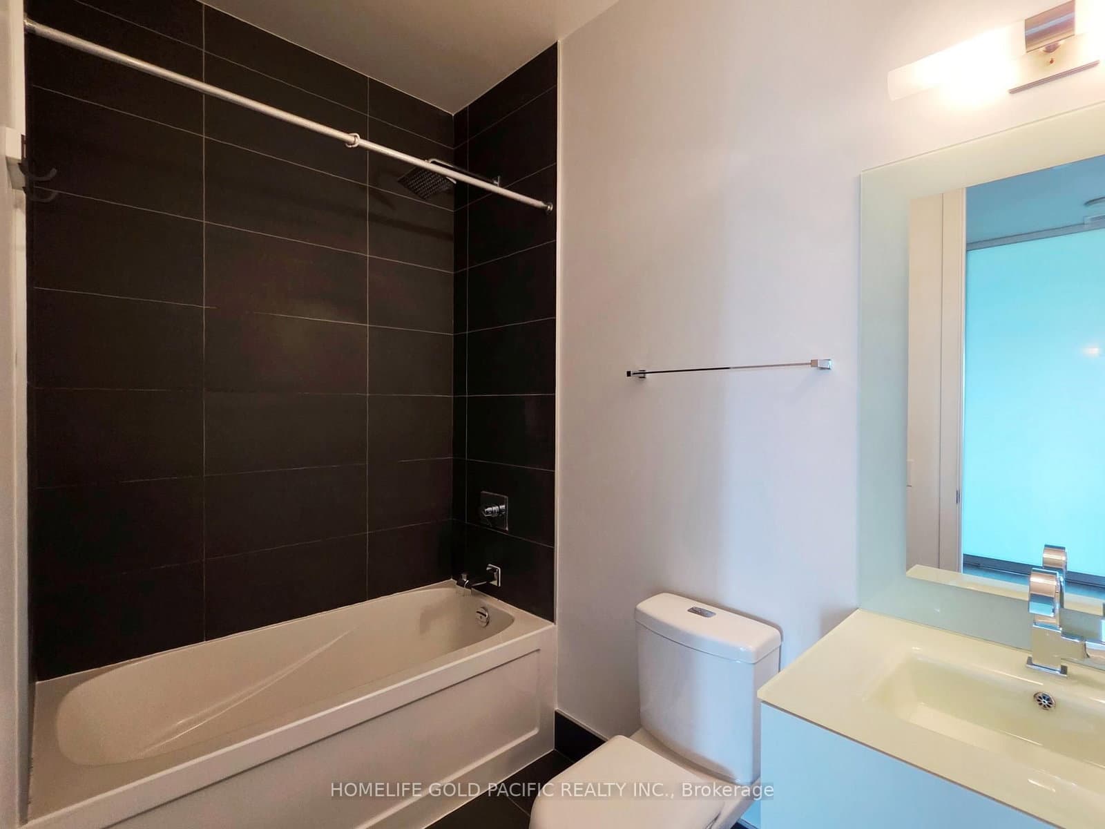 111 St. Clair Avenue W, Unit 1222 thumbnail 10
