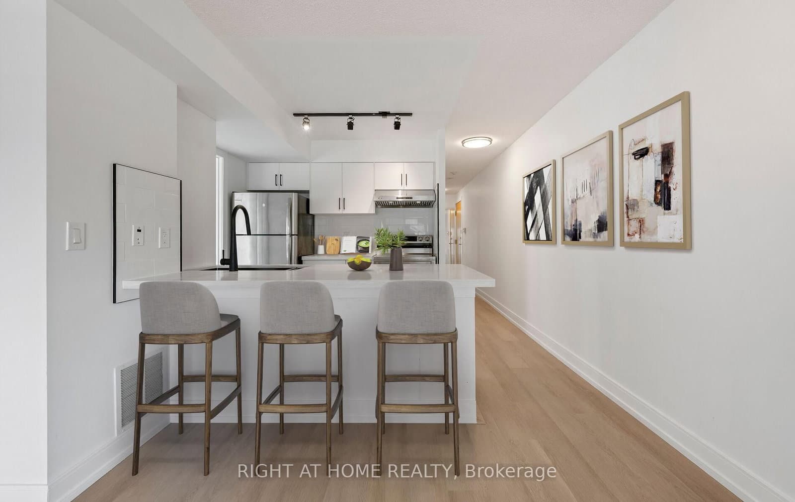 600 Queens Quay, Unit 219 thumbnail 14