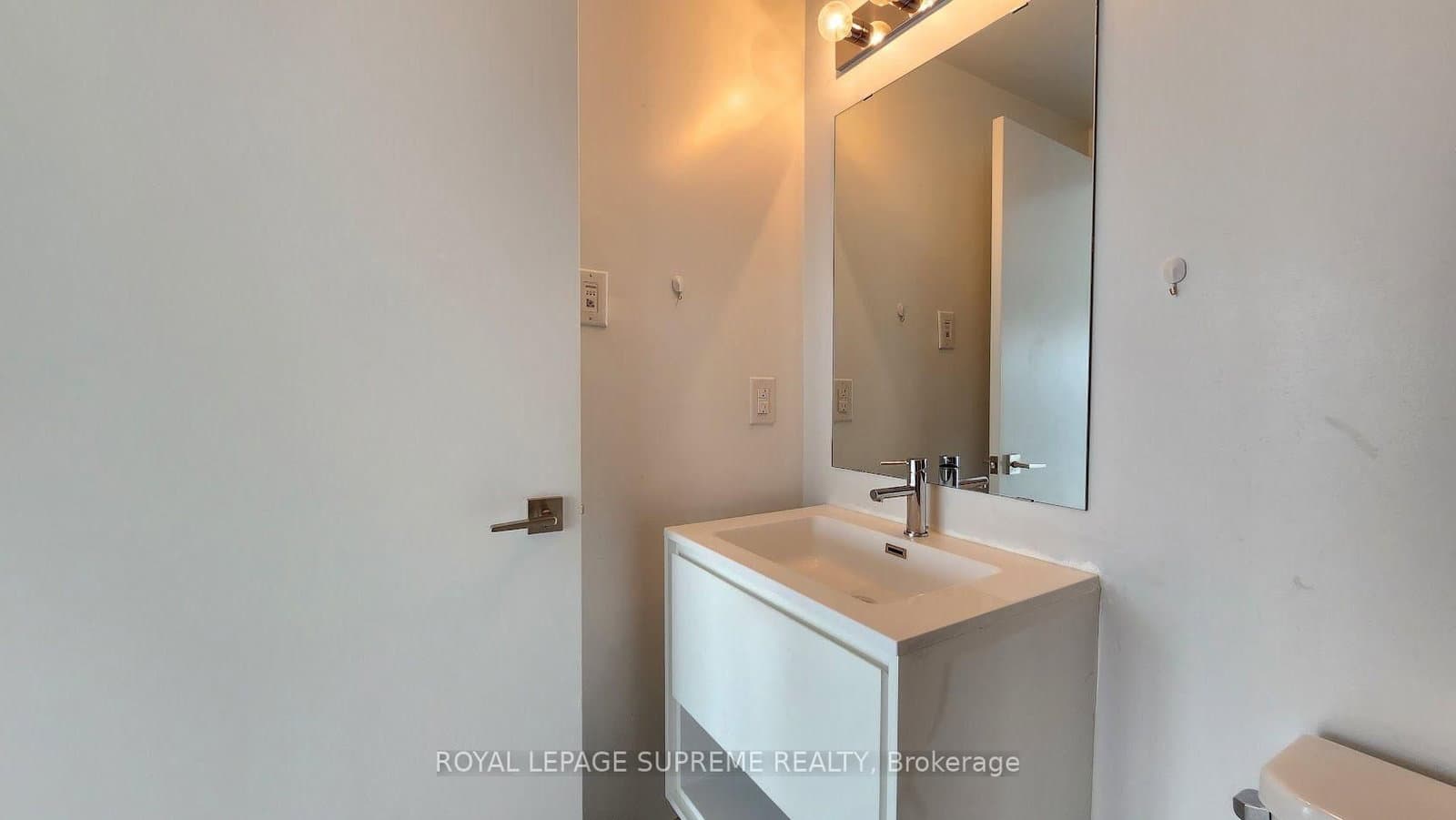 159 Wellesley Street E, Unit 2603 thumbnail 17