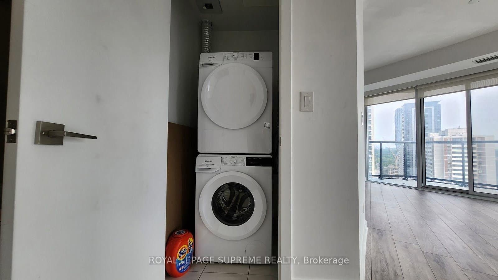 159 Wellesley Street E, Unit 2603 thumbnail 18