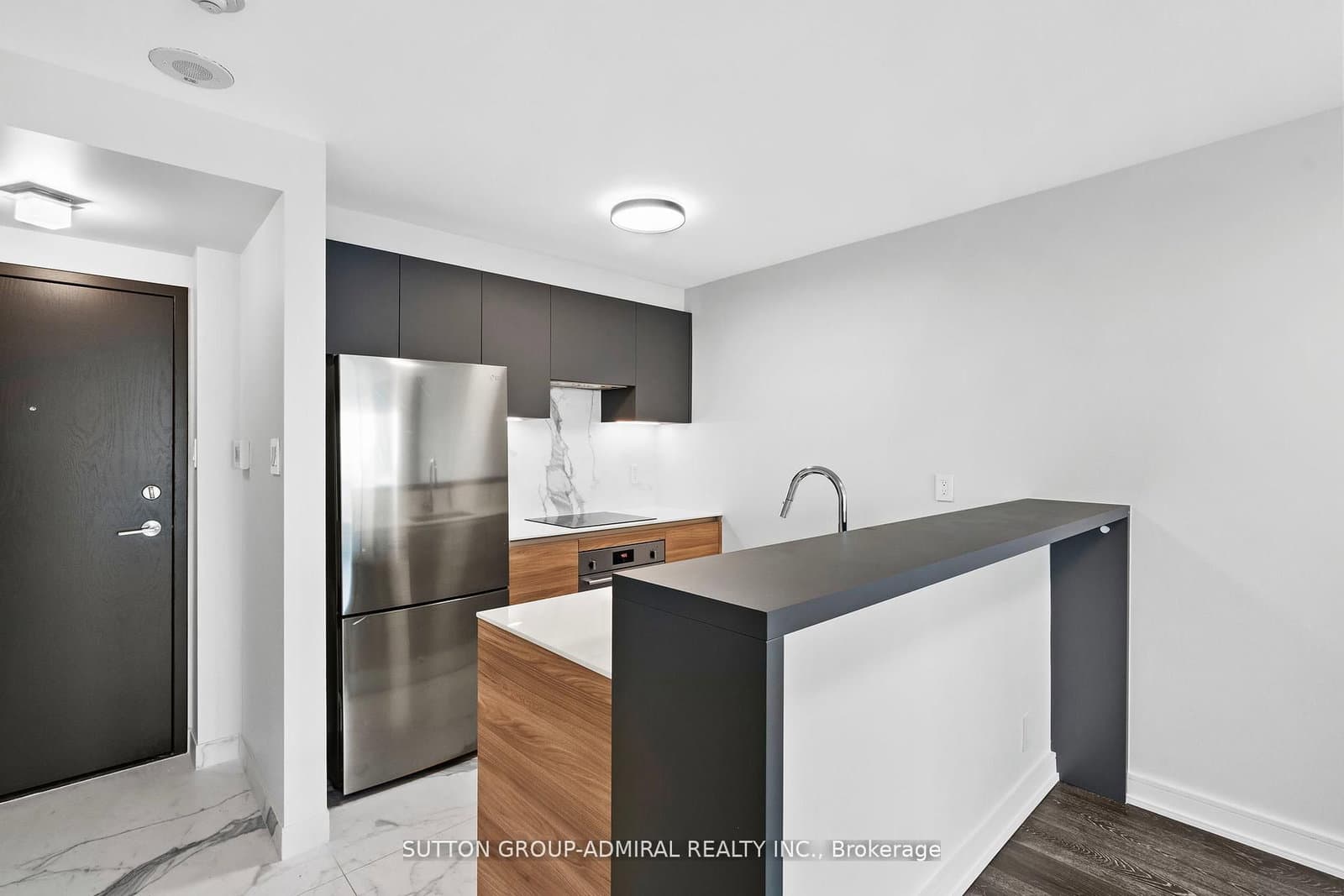 10 Yonge Street, Unit 1910 thumbnail 5
