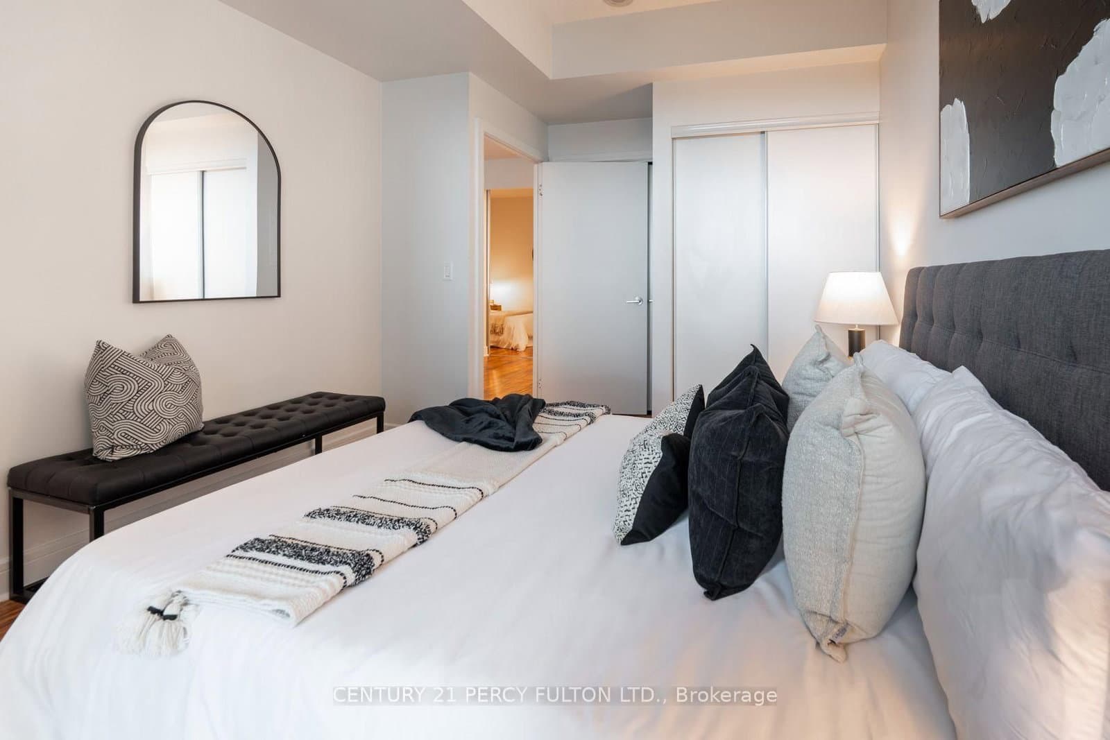35 Brian Peck Crescent, Unit 1510 thumbnail 16