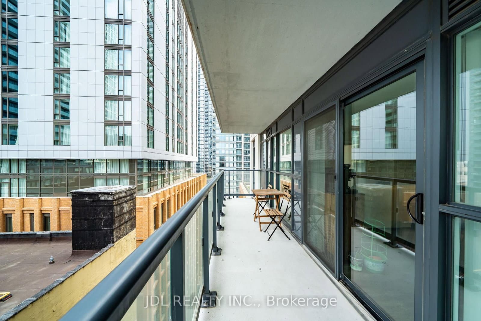 87 Peter Street, Unit 1411 thumbnail 27