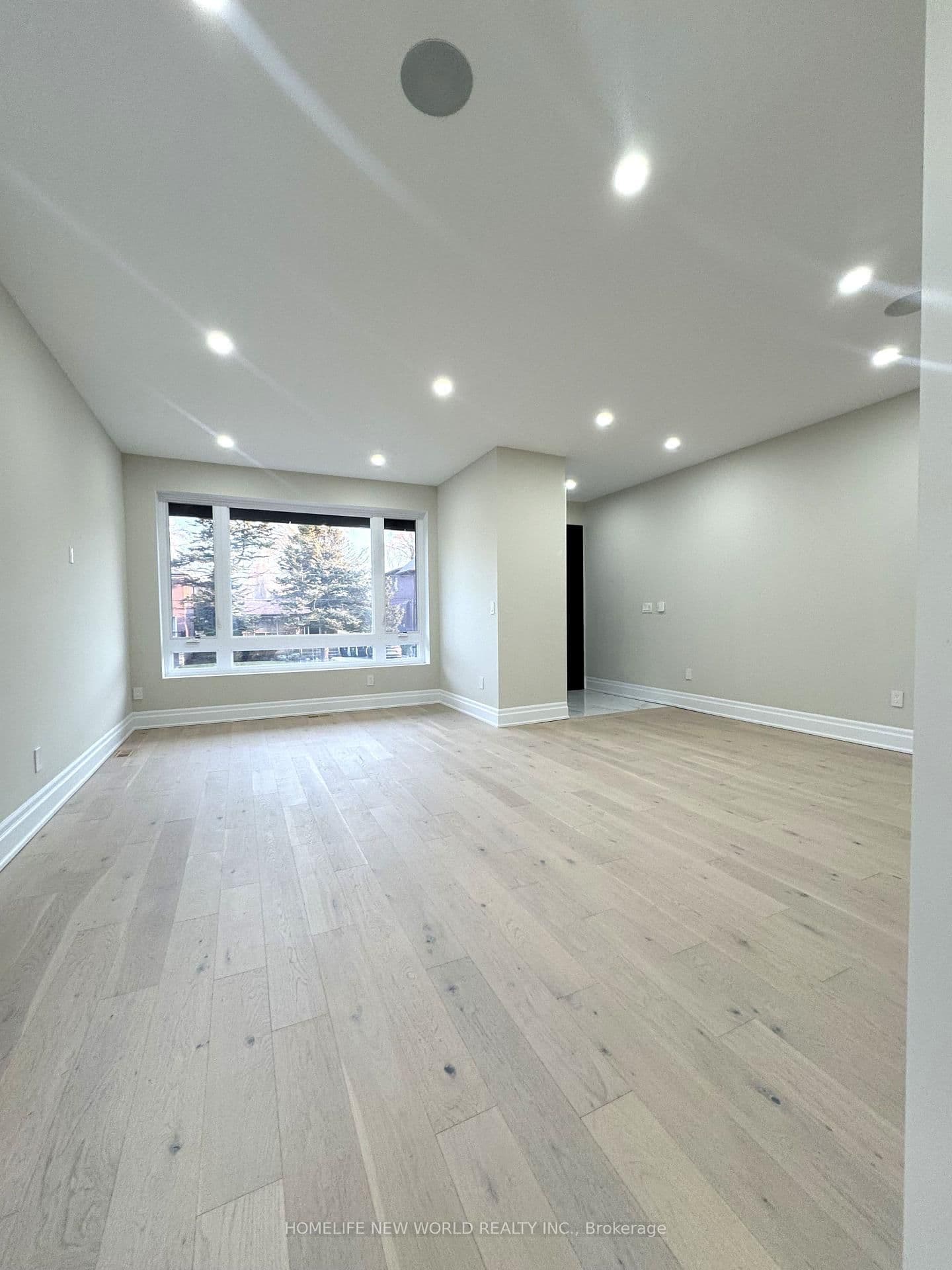 150 Viewmount Avenue thumbnail 15