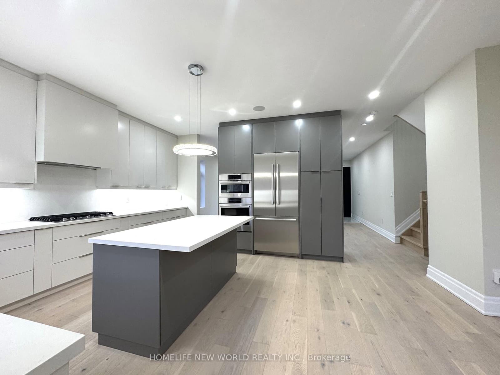 150 Viewmount Avenue thumbnail 20