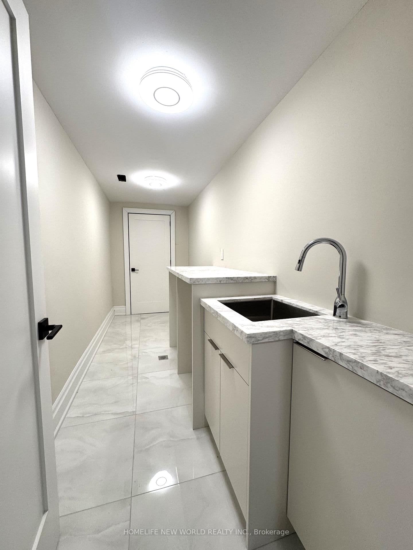 150 Viewmount Avenue thumbnail 35