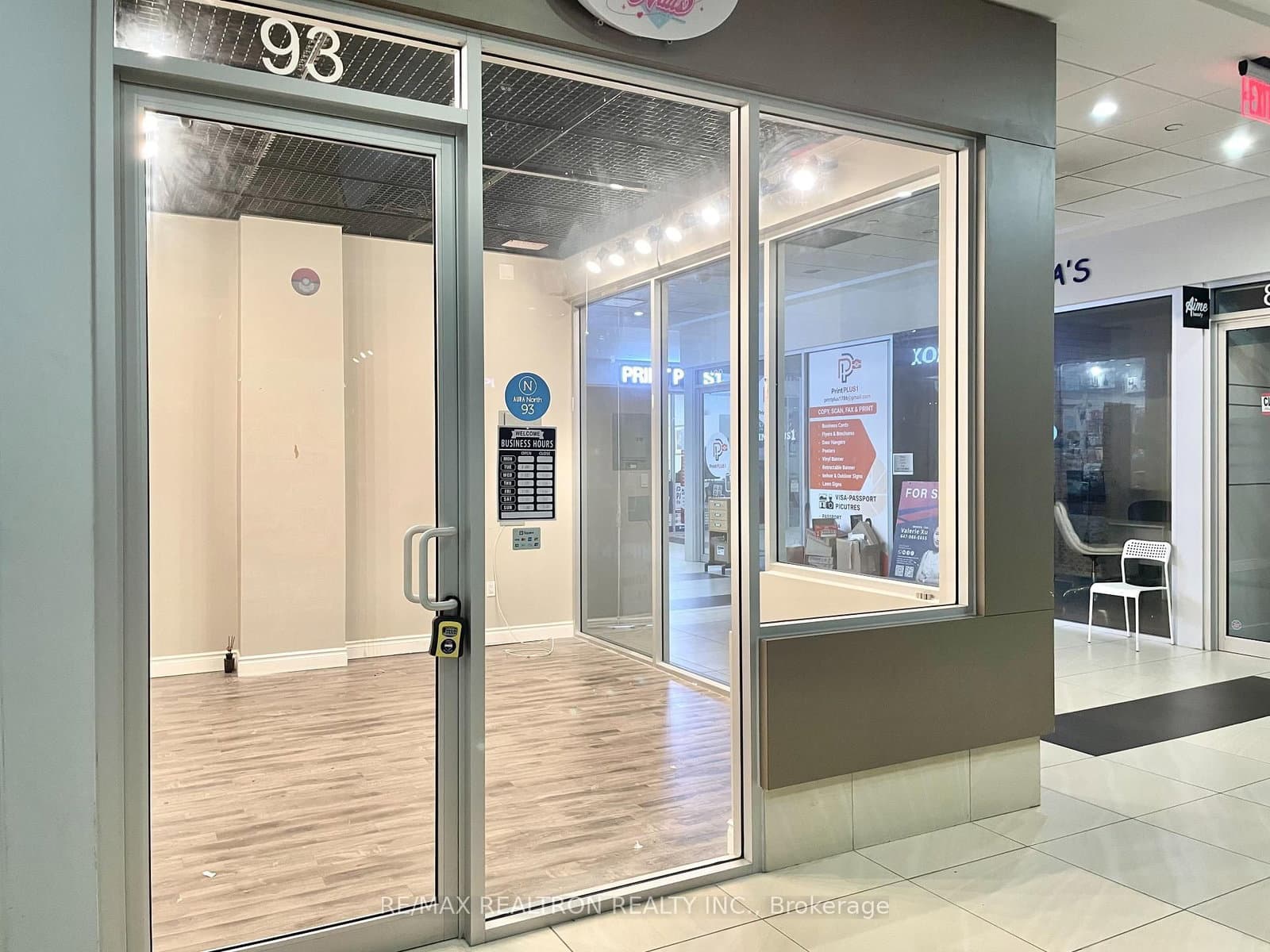 384 Yonge Street, Unit 93 thumbnail 7