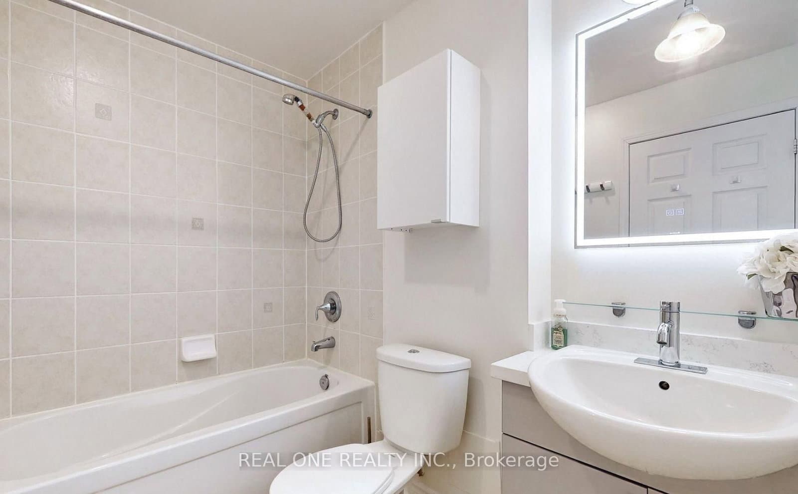 18 Holmes Avenue, Unit 2303 thumbnail 10