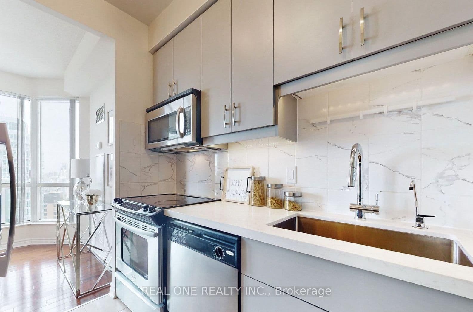 18 Holmes Avenue, Unit 2303 thumbnail 4
