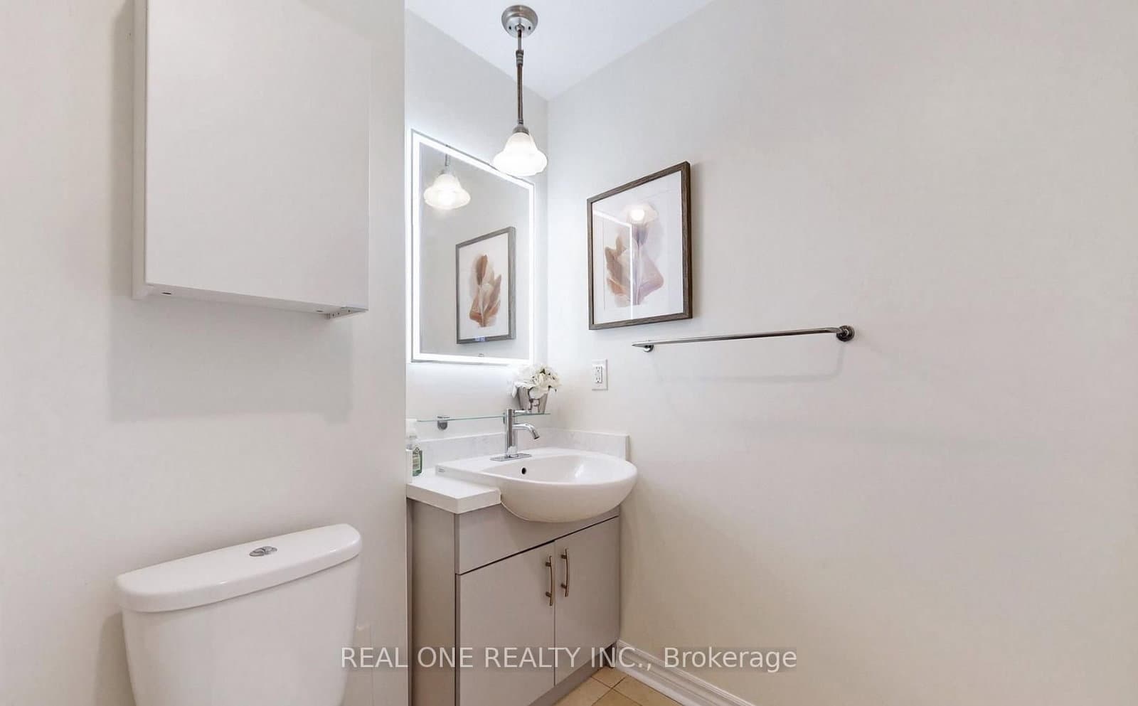 18 Holmes Avenue, Unit 2303 thumbnail 9