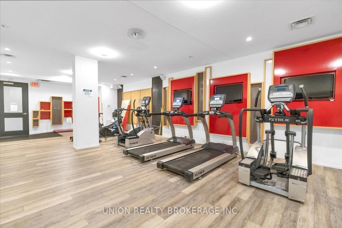 569 King Street E, Unit 404 thumbnail 34