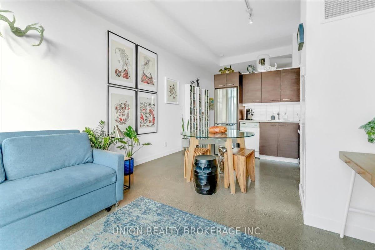 569 King Street E, Unit 404 thumbnail 7