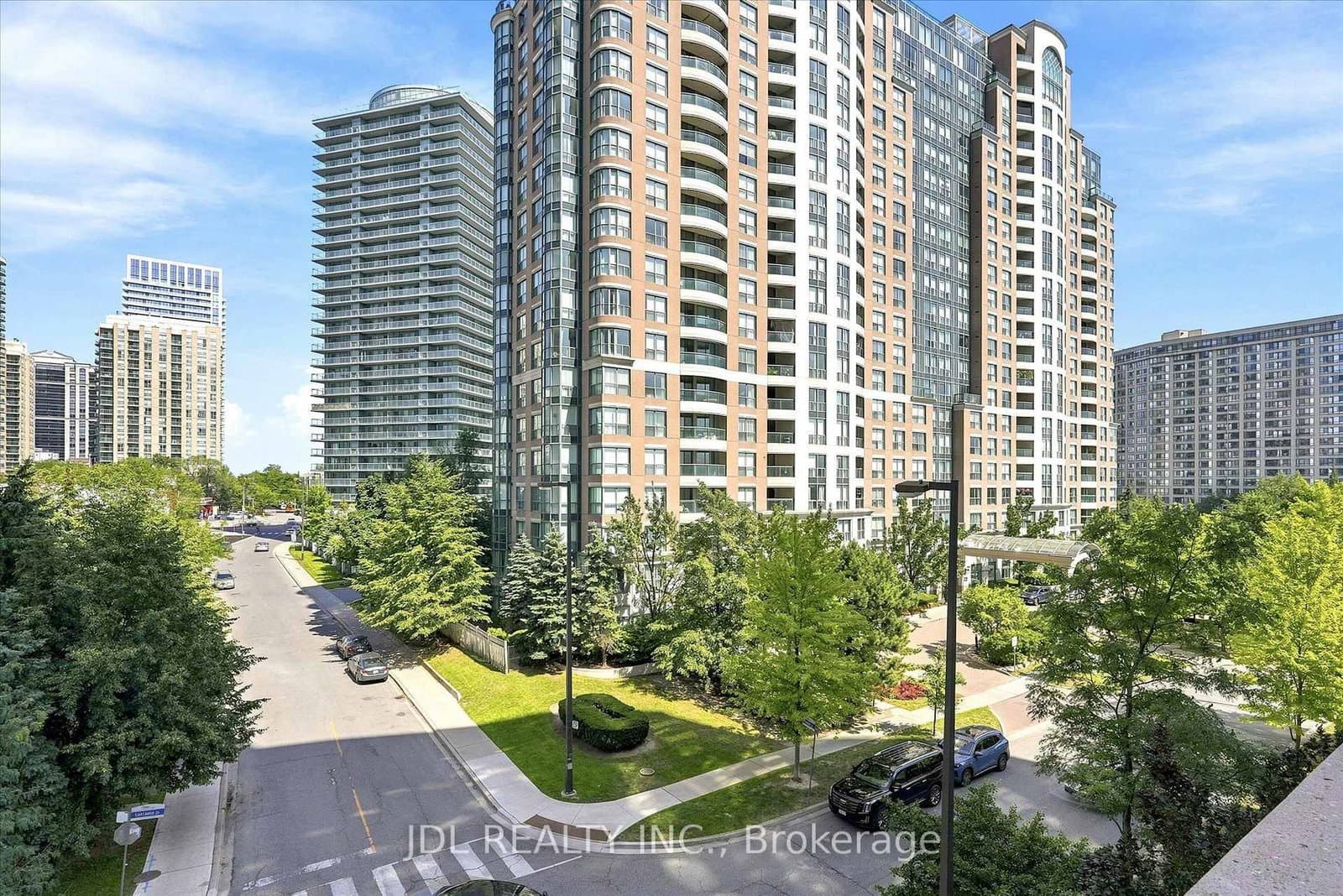 503 Beecroft Road, Unit 516 thumbnail 24