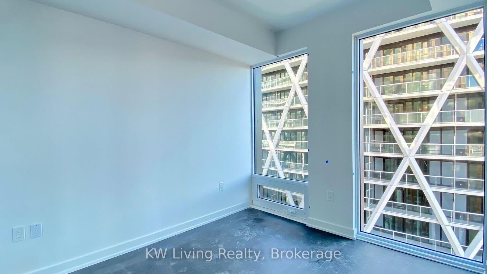 238 Simcoe Street, Unit 3208 thumbnail 14