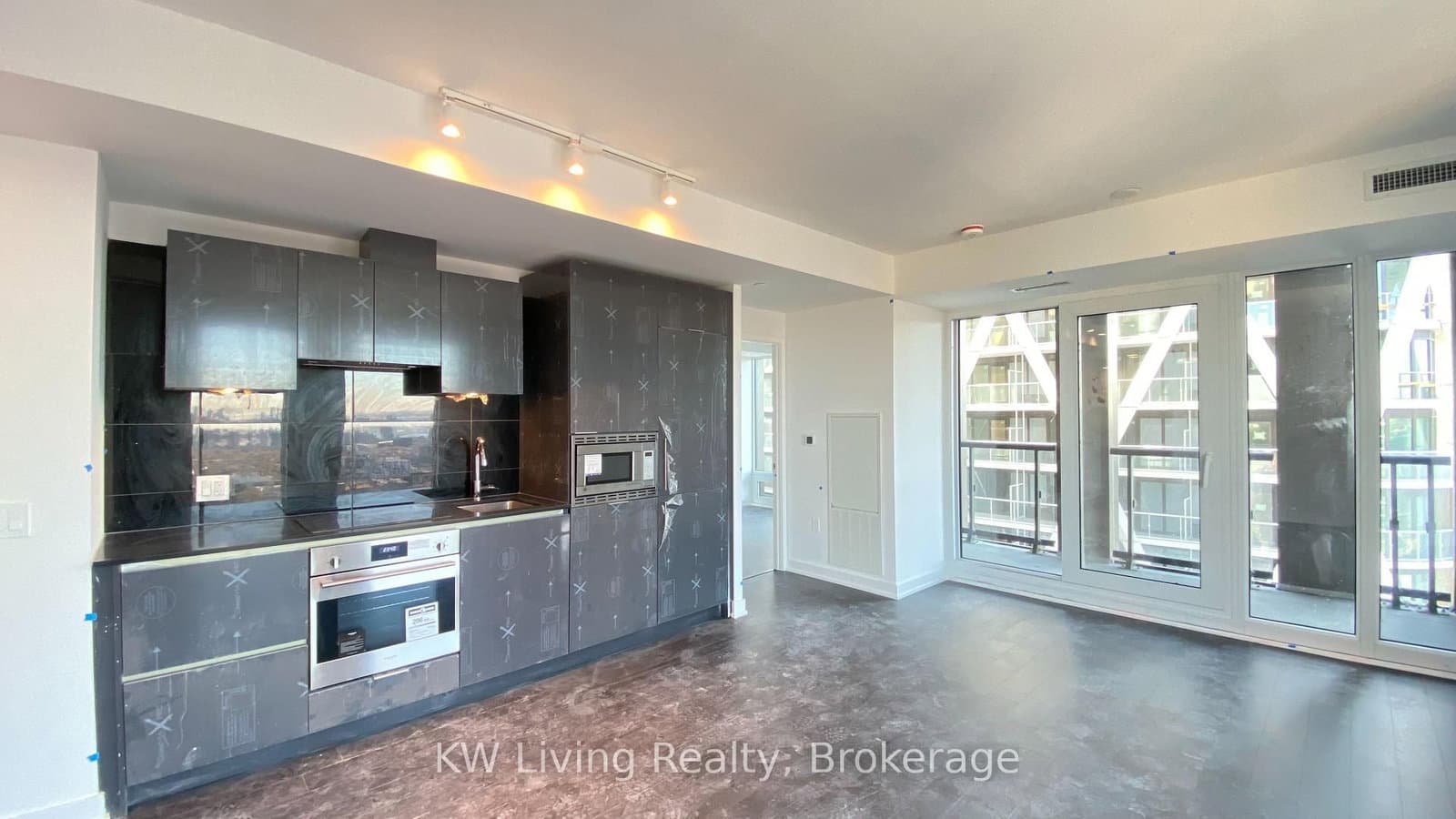 238 Simcoe Street, Unit 3208 thumbnail 28