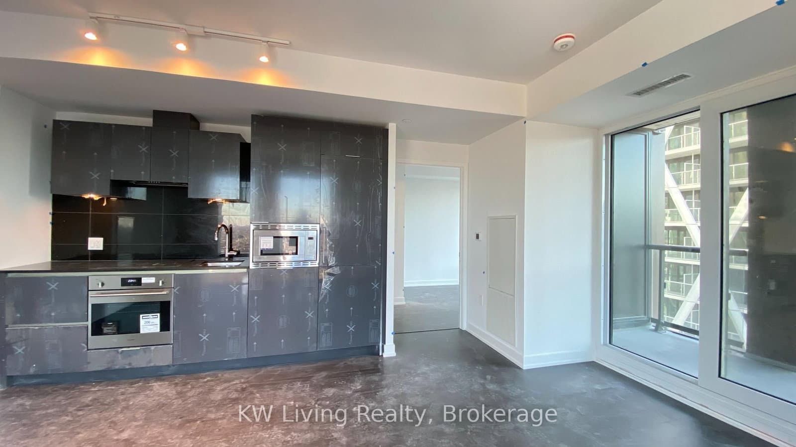 238 Simcoe Street, Unit 3208 thumbnail 29