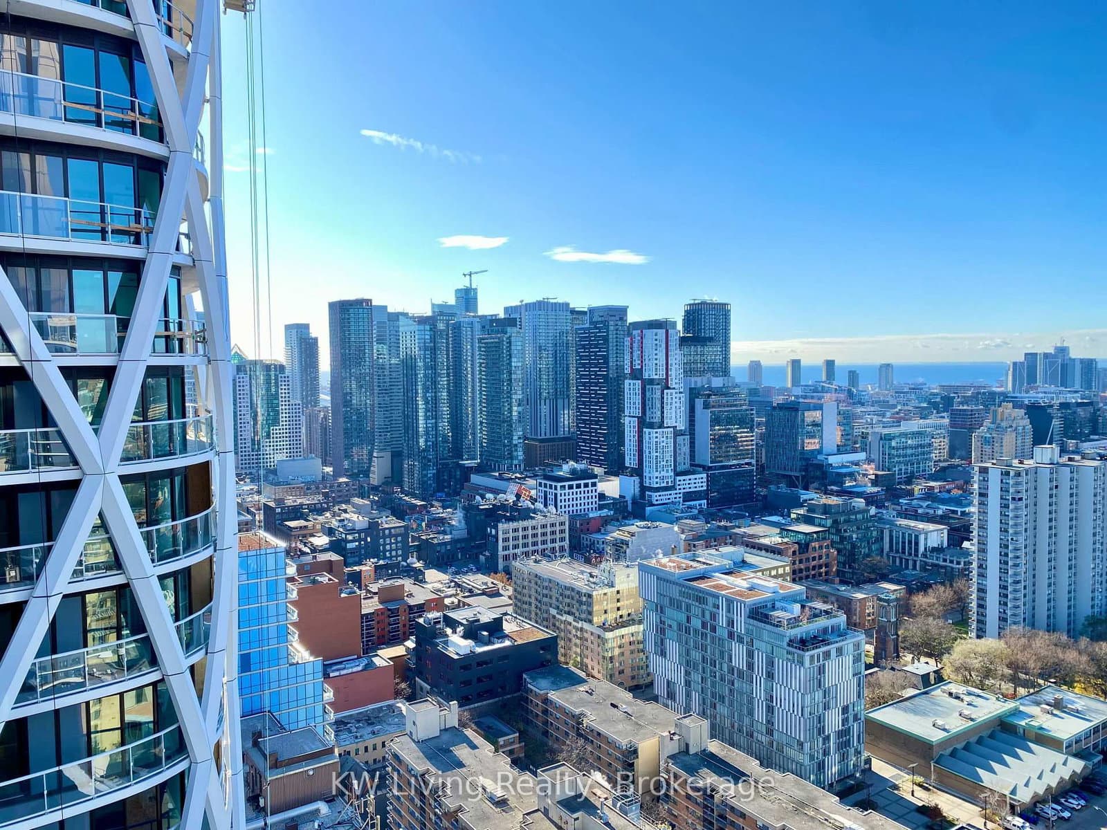 238 Simcoe Street, Unit 3208 thumbnail 32