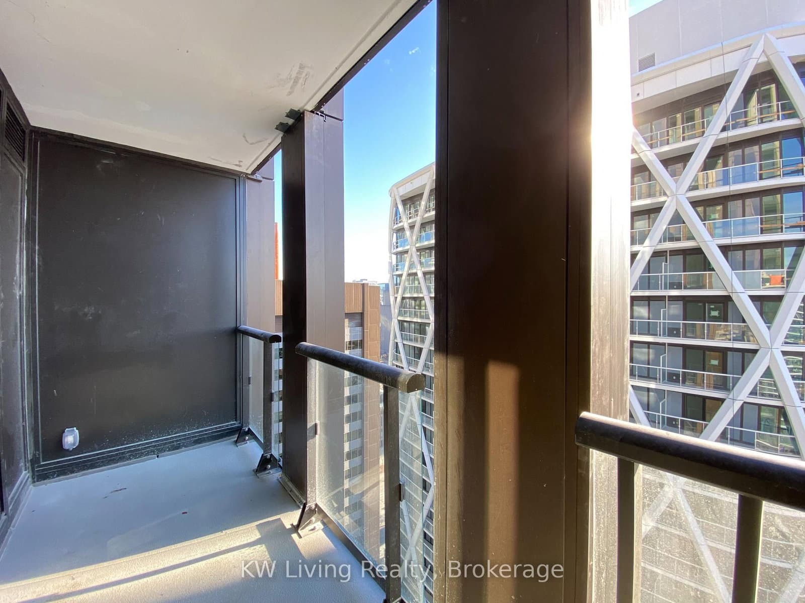 238 Simcoe Street, Unit 3208 thumbnail 38