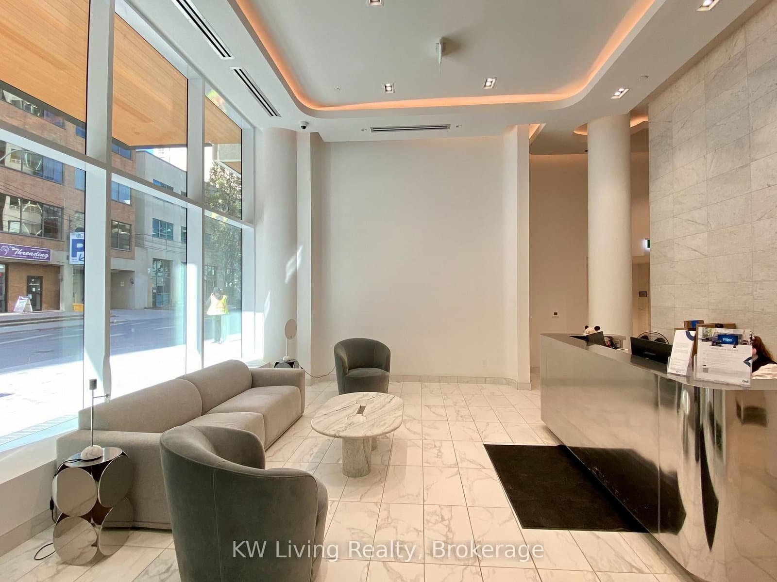 238 Simcoe Street, Unit 3208 thumbnail 6
