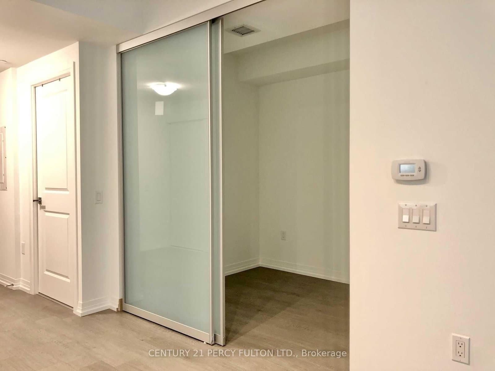 251 Jarvis Street, Unit 839 thumbnail 8