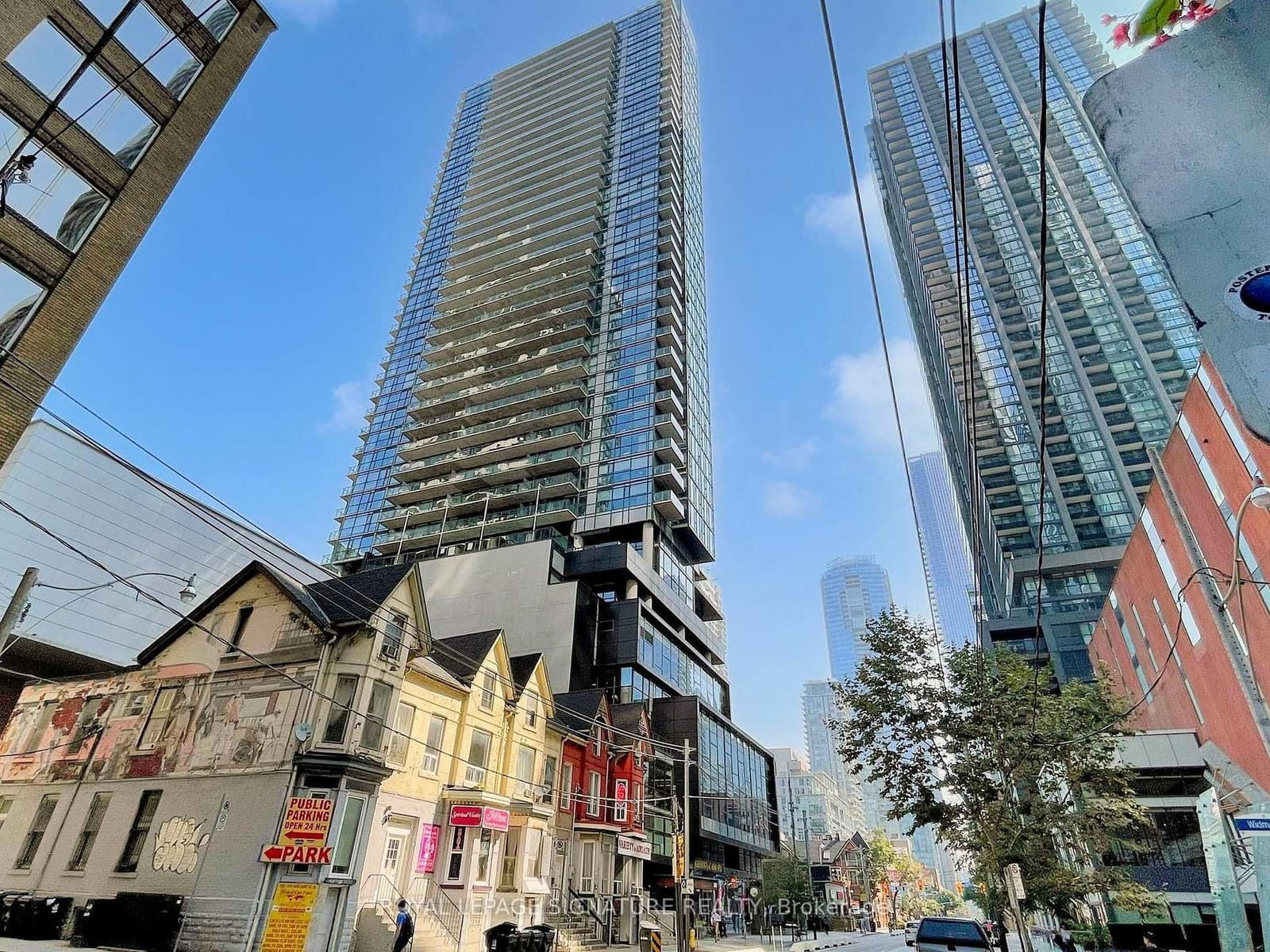 290 Adelaide Street W, Unit 2601