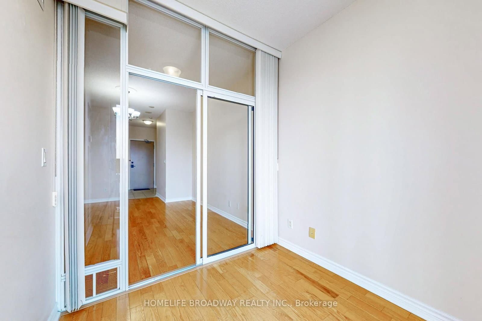 18 Holmes Avenue, Unit 2215 thumbnail 17