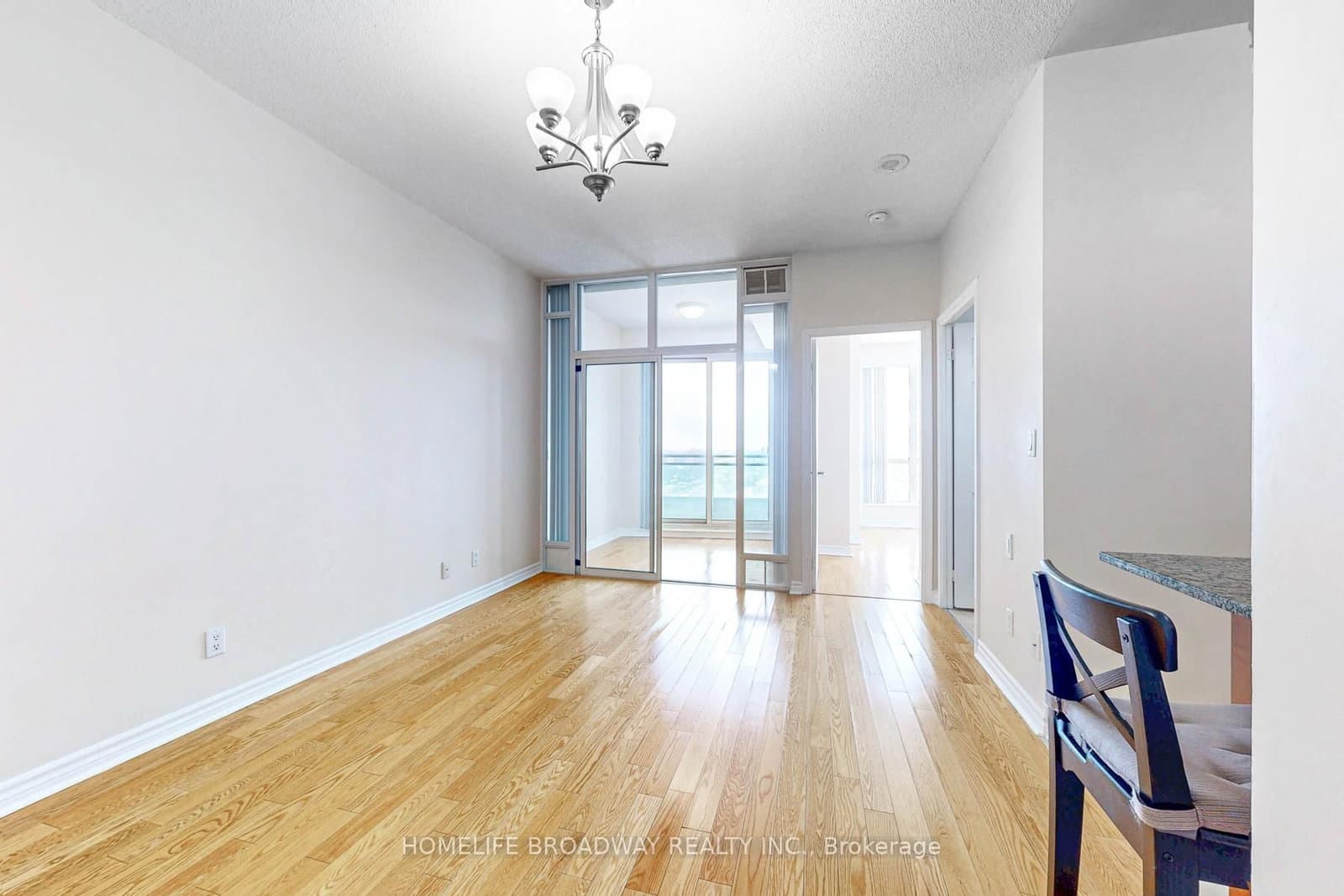 18 Holmes Avenue, Unit 2215 thumbnail 3