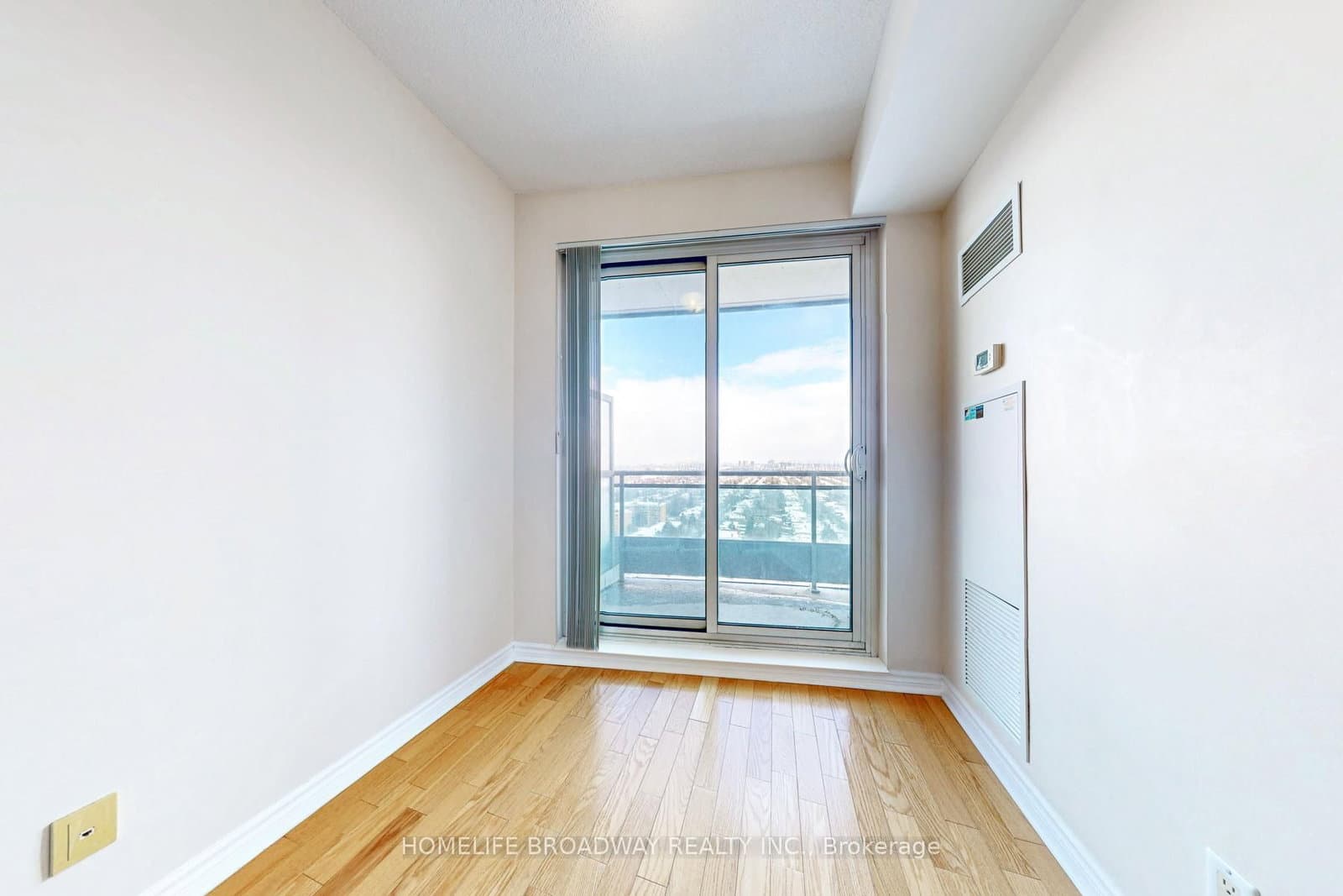 18 Holmes Avenue, Unit 2215 thumbnail 6