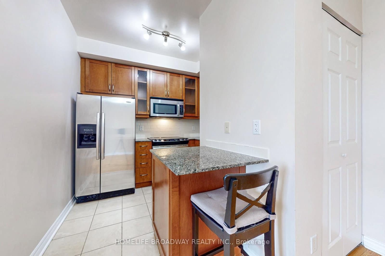 18 Holmes Avenue, Unit 2215 thumbnail 8