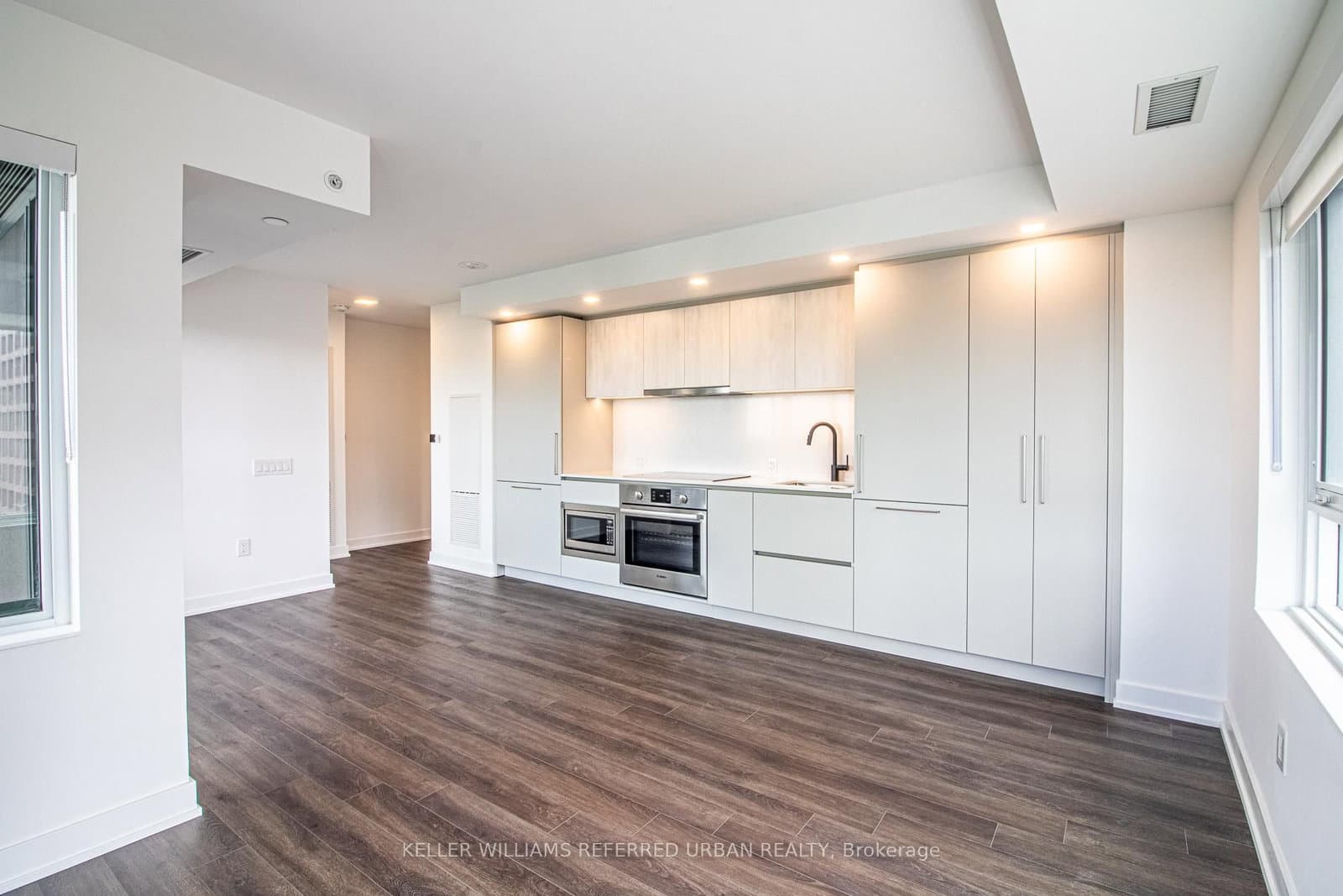 609 Sherbourne Street, Unit 2104 thumbnail 17