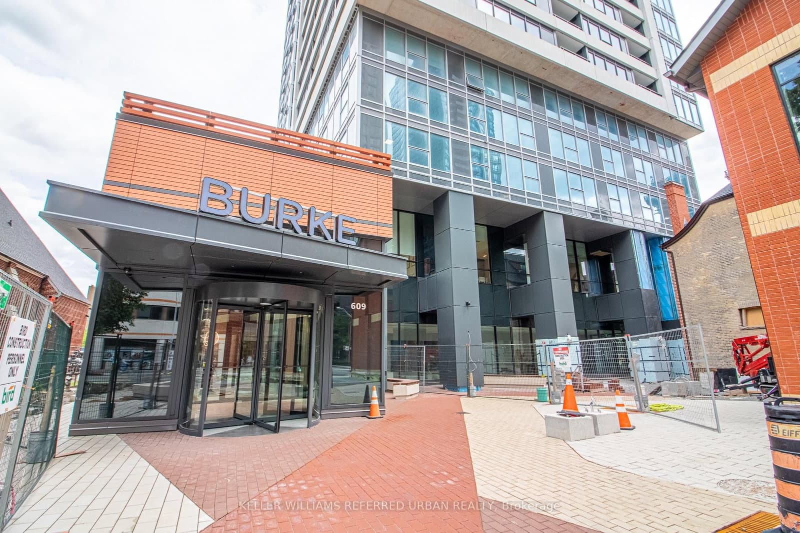 609 Sherbourne Street, Unit 2104 thumbnail 25