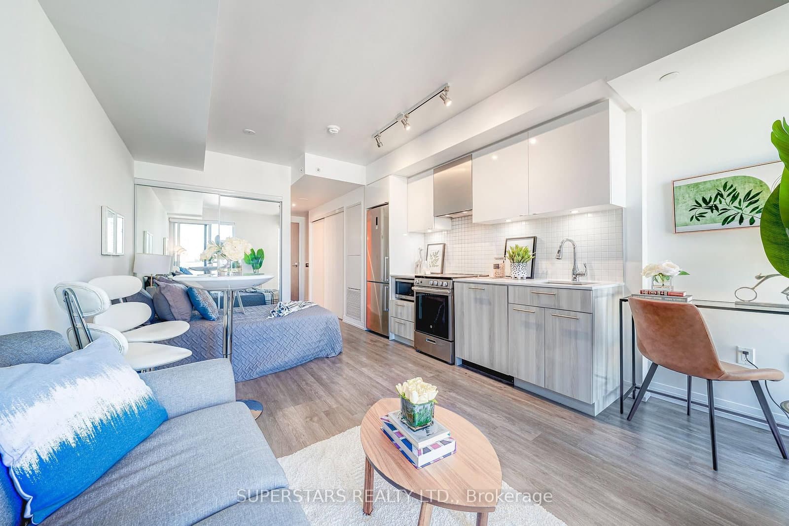 251 Jarvis Street, Unit 2507 thumbnail 3