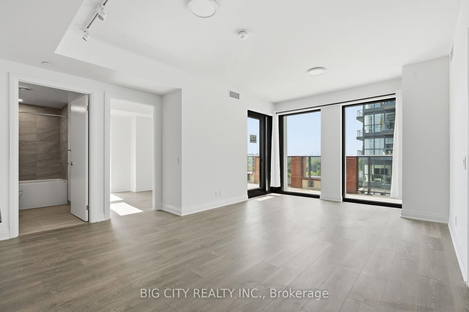 25 Frederick Todd Way, Unit 904 - Image 1