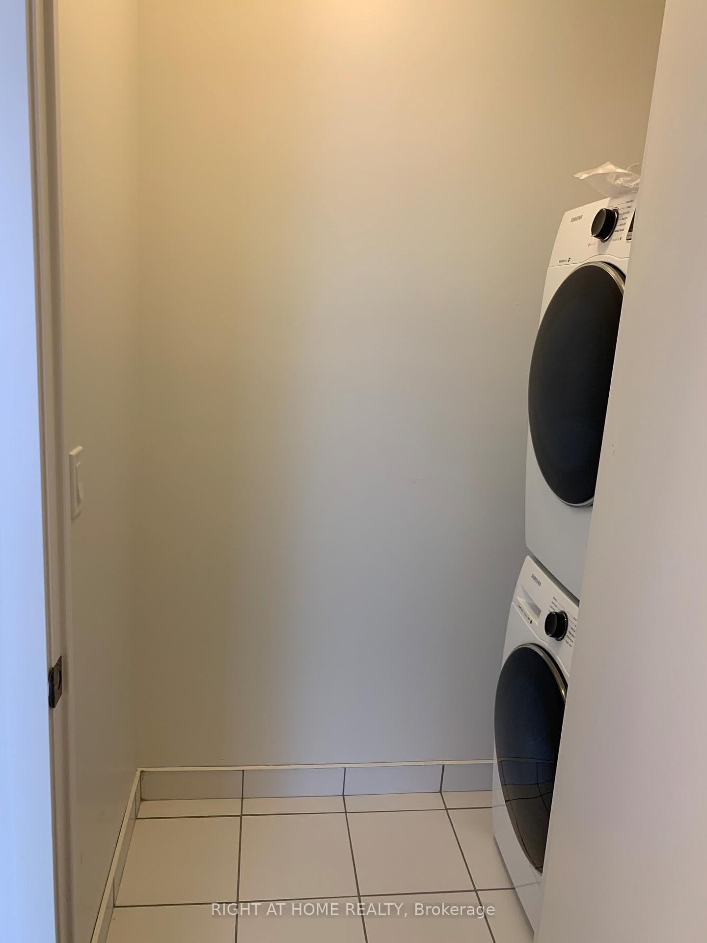 2 Sonic Way, Unit 303 thumbnail 8