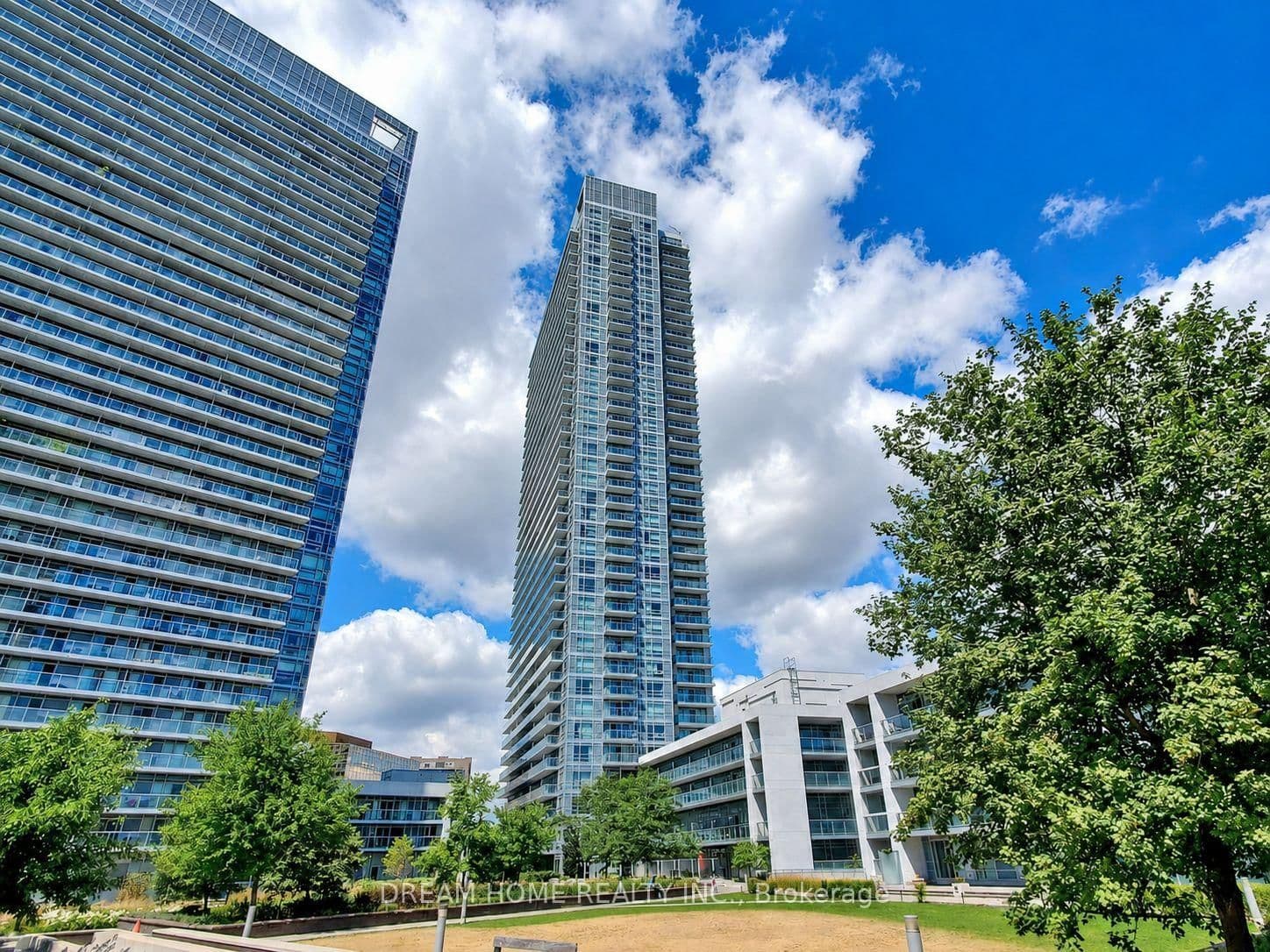 2015 Sheppard Avenue E, Unit 507 - Image 1