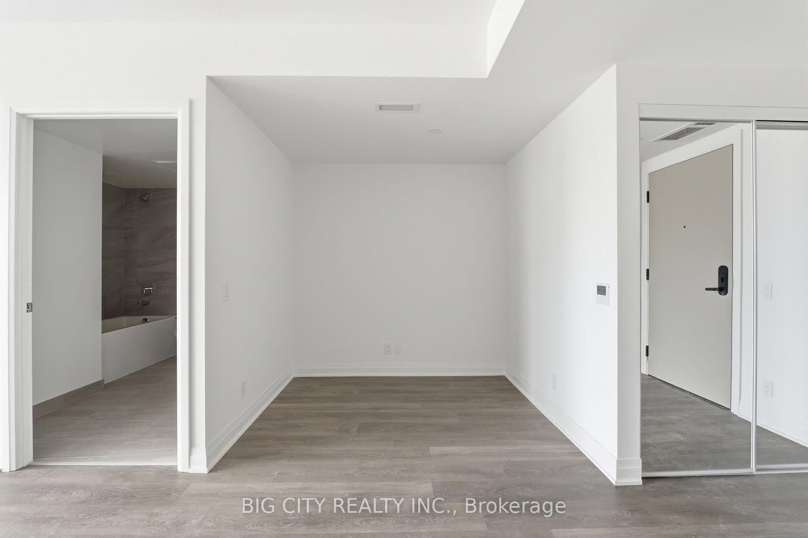 25 Frederick Todd Way, Unit 1109 thumbnail 6