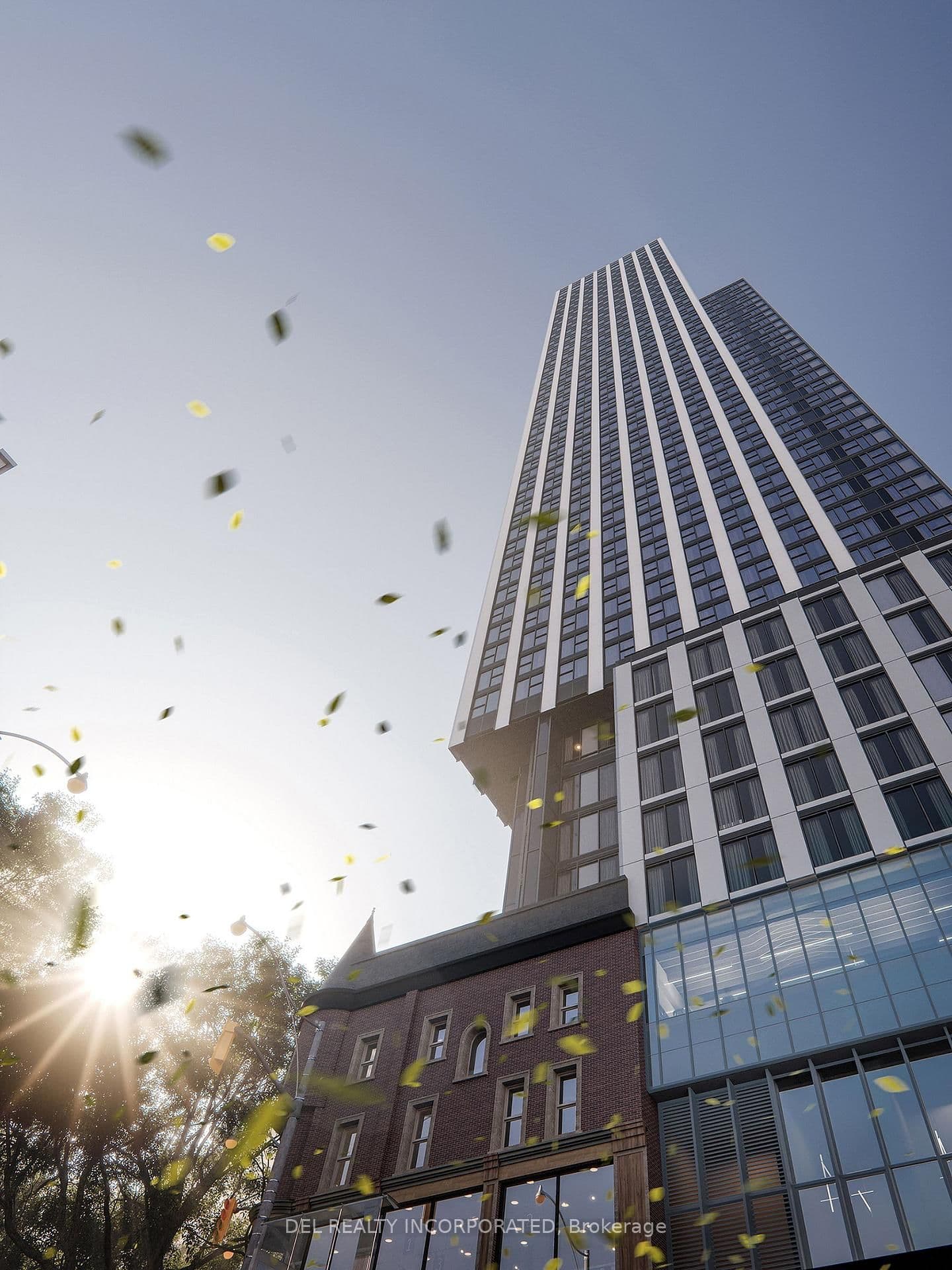 60 Queen Street E, Unit 1407 thumbnail 3