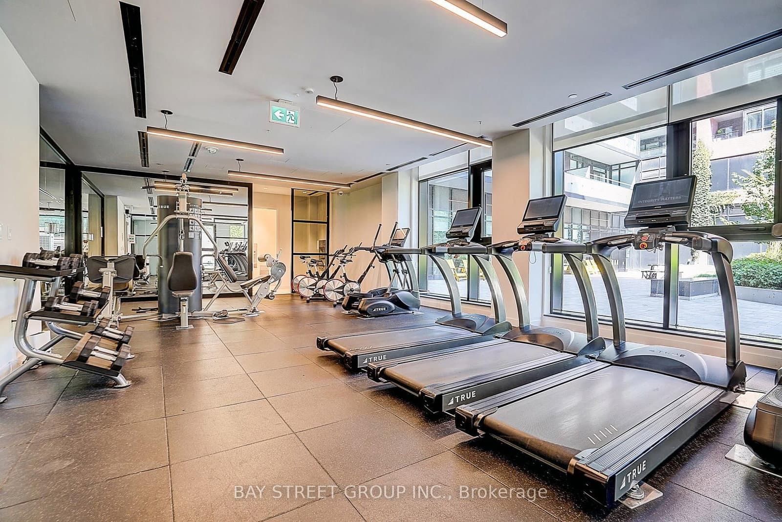 8 Tippet Road, Unit 431 thumbnail 24