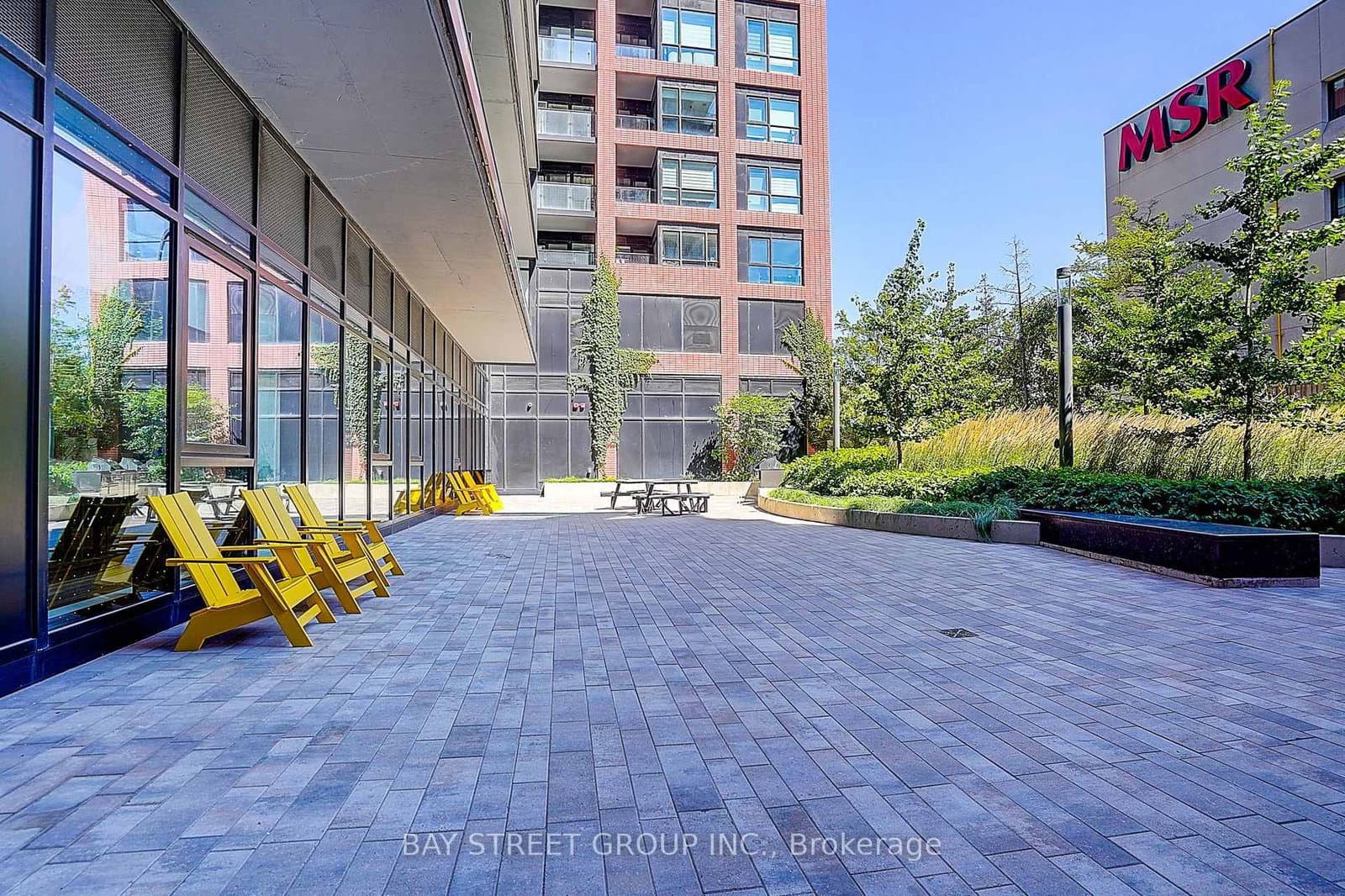 8 Tippet Road, Unit 431 thumbnail 25