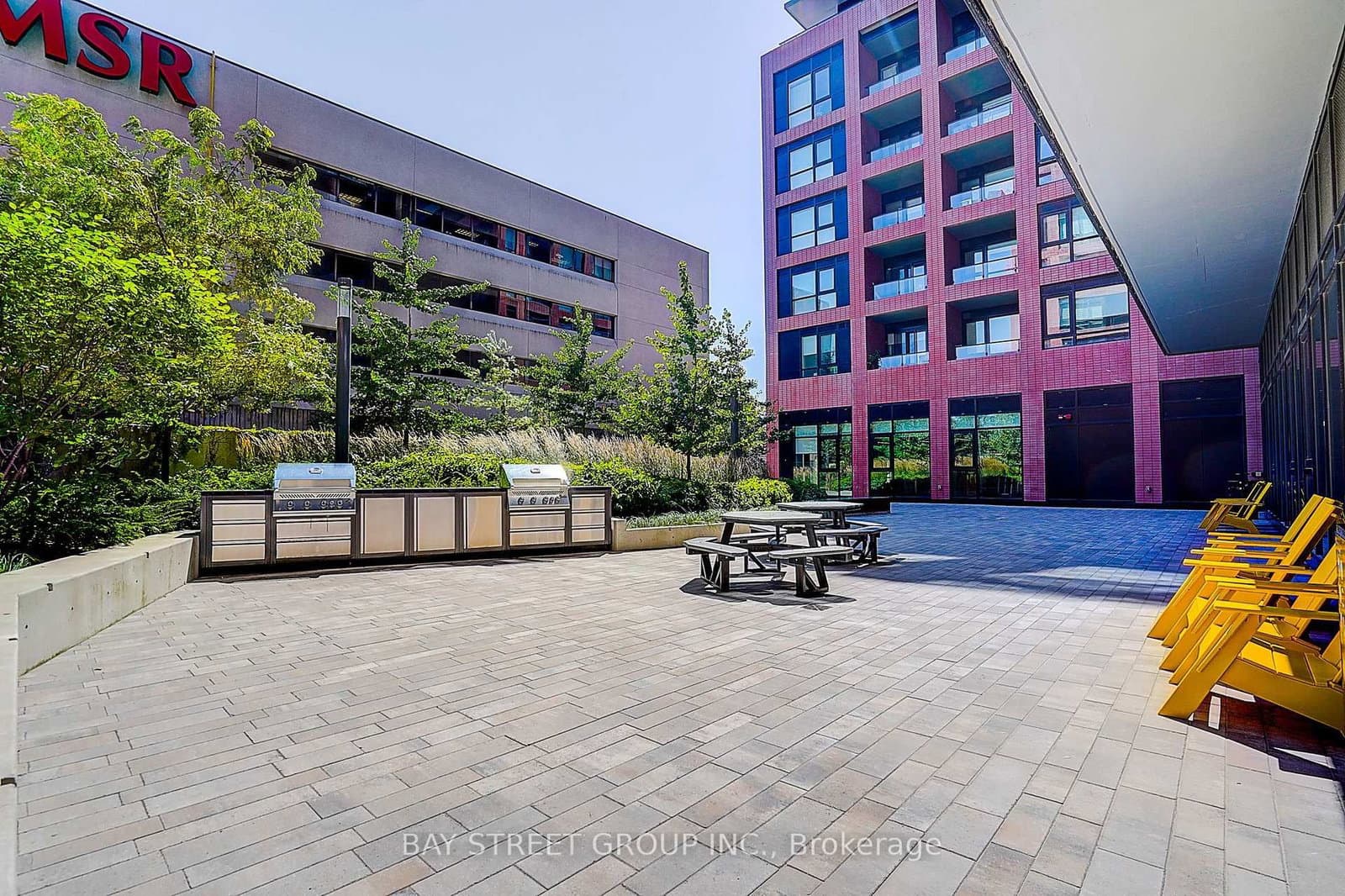 8 Tippet Road, Unit 431 thumbnail 26