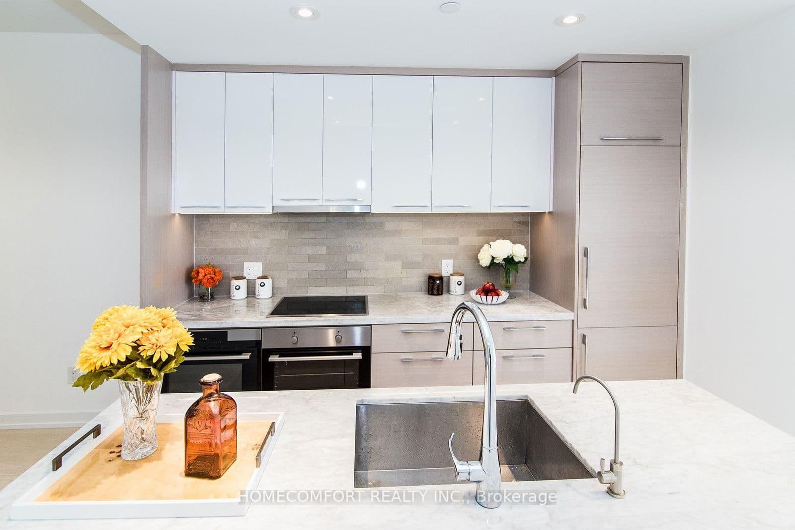 488 University Avenue, Unit 4703 thumbnail 11