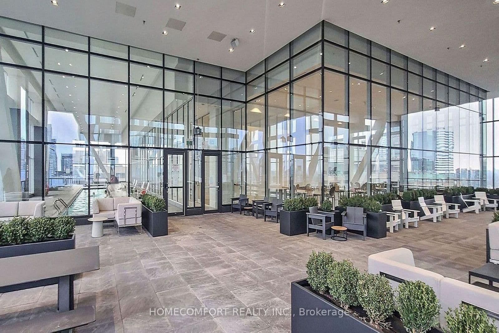 488 University Avenue, Unit 4703 thumbnail 19