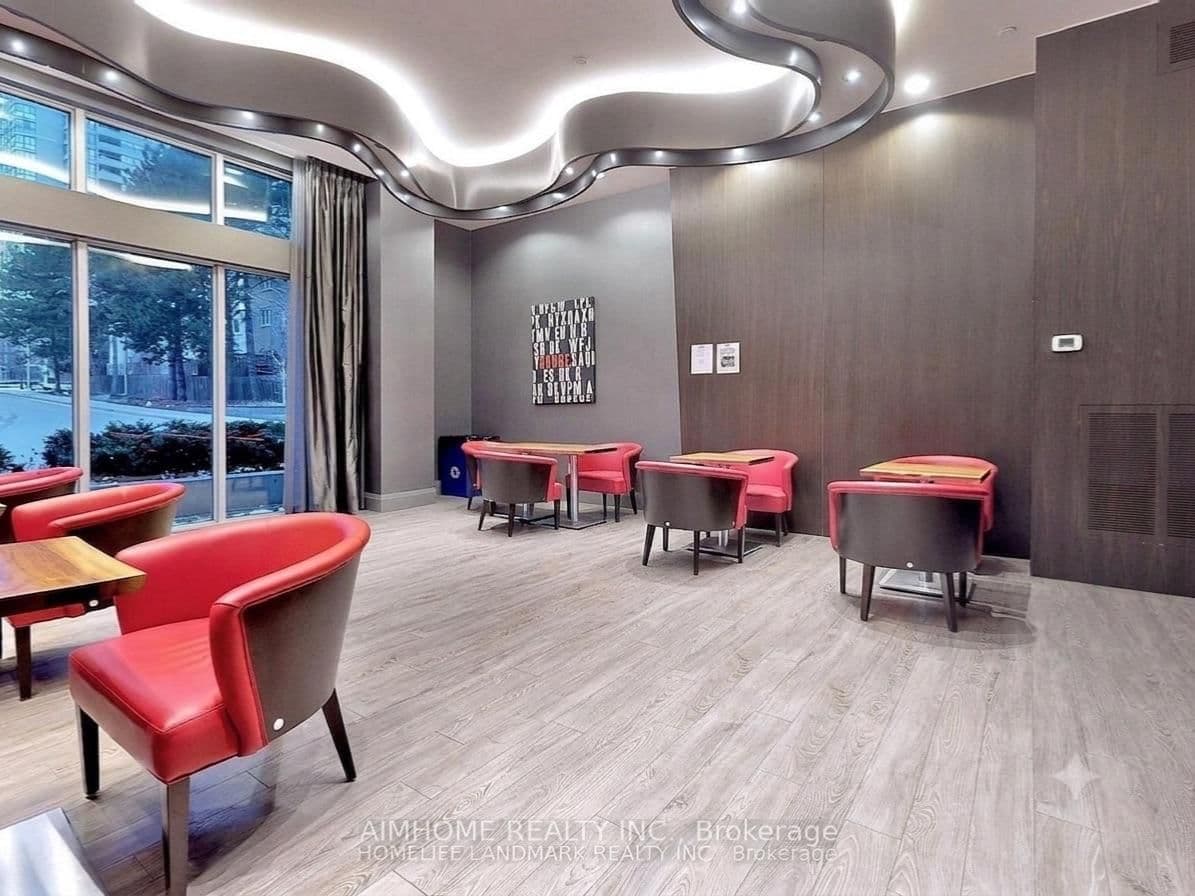 88 Sheppard Avenue E, Unit 1211 thumbnail 9