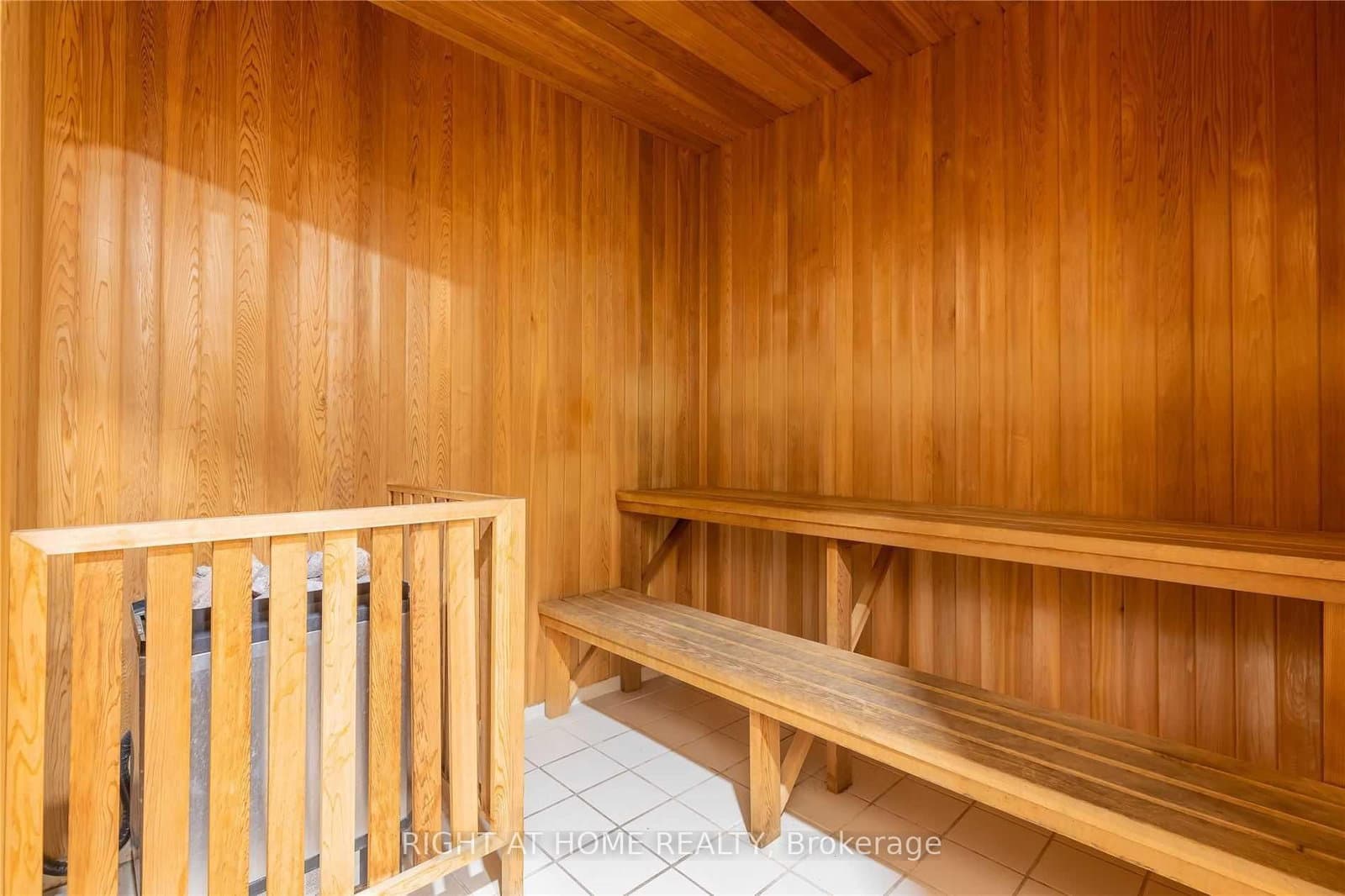 28 Harrison Garden Boulevard, Unit 702 thumbnail 20