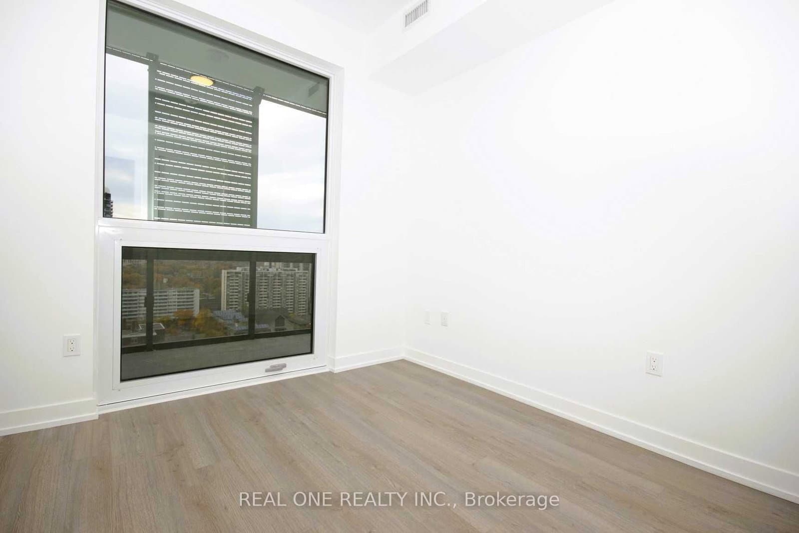 39 Roehampton Avenue, Unit 1709 thumbnail 13