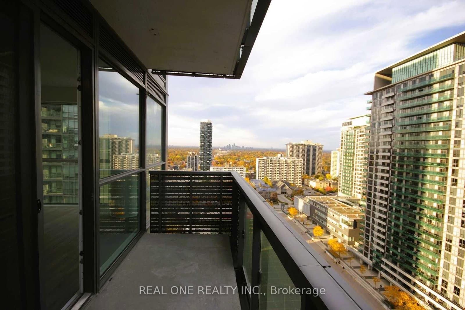 39 Roehampton Avenue, Unit 1709 thumbnail 23