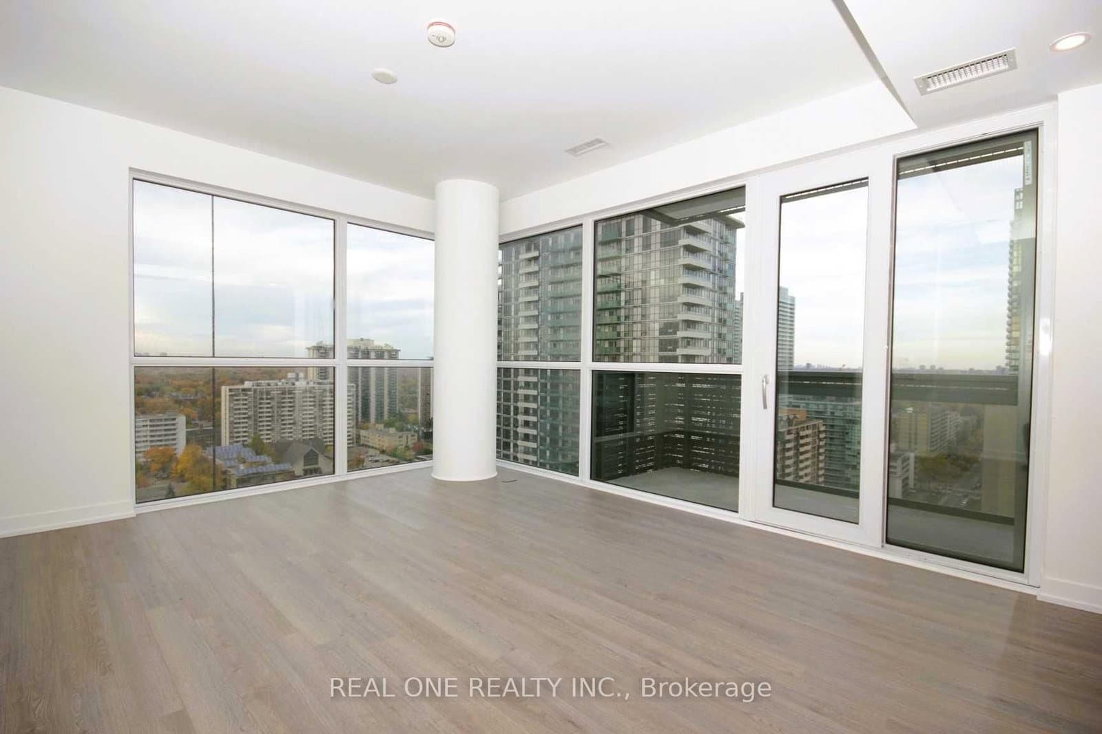 39 Roehampton Avenue, Unit 1709 thumbnail 4