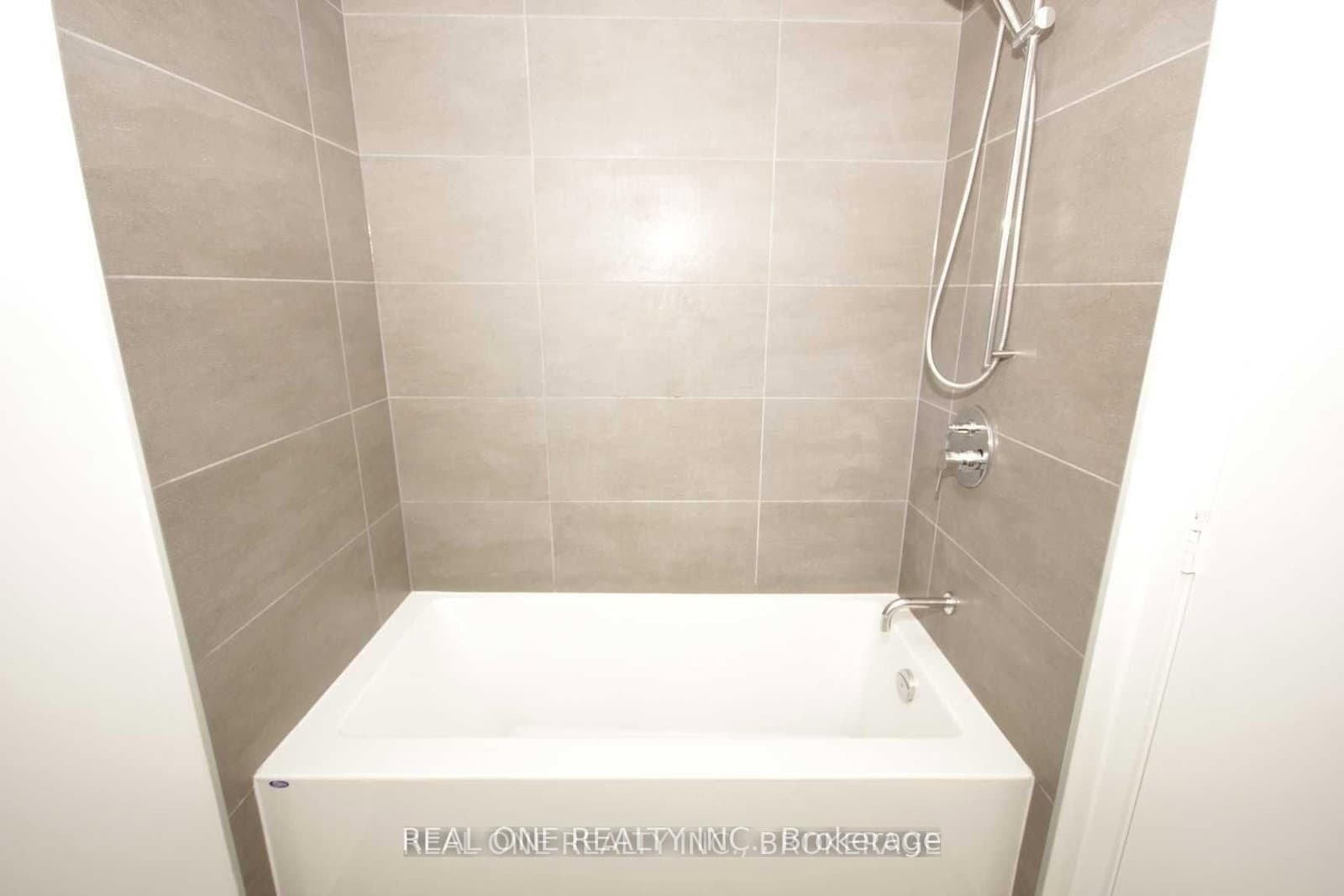 185 Roehampton Avenue, Unit 1411 thumbnail 9