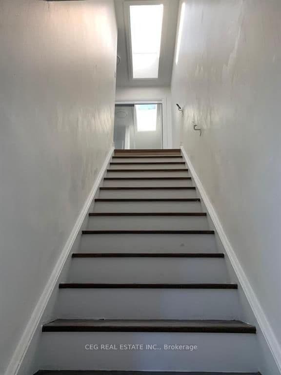 3901 Bathurst Street thumbnail 21